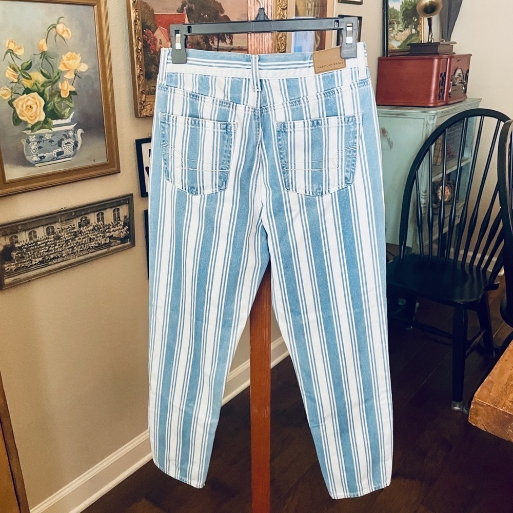 American Eagle Mom Jeans tapered leg high rise striped denim 2 blue white - Picture 5 of 10